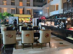 -朗丽兹自助餐厅