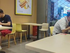 用餐区-永和大王(巨峰路店)