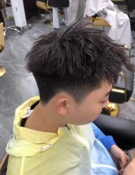 -茶发Salon·烫发染发理发