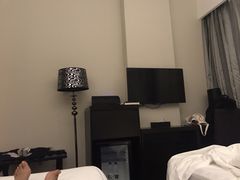 -桔子酒店(深圳东门湖贝地铁站店)