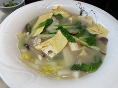 -蔼若春.传承三十年云南菜(金碧公园店)