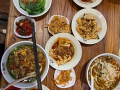 -湘人龙记老长沙米粉(鸟巢店)