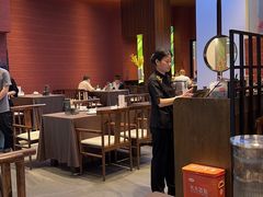 -老湘亲·品鉴湘菜(蔡塘爱琴海店)