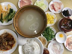 -桥香园云南过桥米线(金马碧鸡店)
