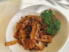 梅干菜油焖笋-塘人·老底子宁波菜小馆(南塘老街店)