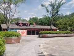 -玻璃桥景区石牛寨