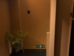 -泰·菩提树下[泰式按摩x精油SPAx肩颈头疗](新景店)