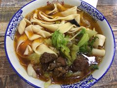 -孙浩特色牛杂面板面(华捷道店)