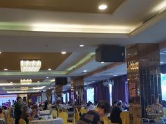 -御满江海鲜酒家(洛溪新城店)