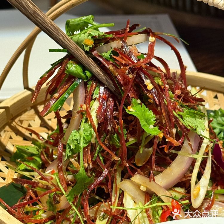 周末聚会首选！超惬意酒馆还能看球赛！