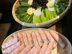 -尚尚仙·酸汤猪手·猪肚鸡火锅(华联万柳购物中心店)
