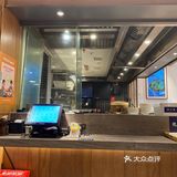 店内人很少，很安静～可能来的不太巧