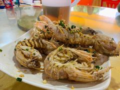 -霞涌市场海鲜摆卖区