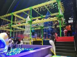 -失重星球乐园·蹦床馆(欢乐谷店)