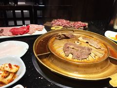 -猪啊牛呀羊啊铜盘烤肉(正大广场店)