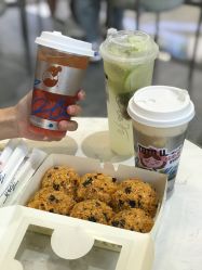 -桃桃屿·潮牌酷银(世纪荟店)