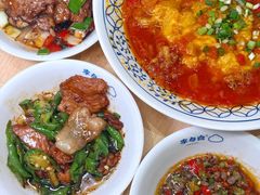 -李与白包子铺(桐梓林店)