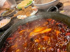 -旧街市鲜货老火锅(大光路店)