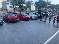 -冠京饭店·停车场