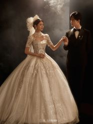 -第一夫人婚纱摄影(南京店)