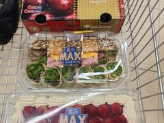 -盒马X会员店(王府井奥莱UP TOWN店)