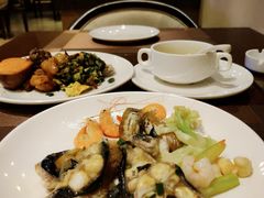 -爱乐国际温泉水疗会