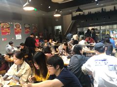 大堂-范贤光鸡公煲(平乐园总店)