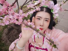 -翩若国风汉服体验馆