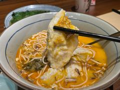 -蟹黄鱼·海派深夜面馆(巨鹿路店)