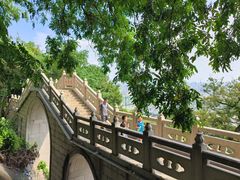 -灵岩山风景区