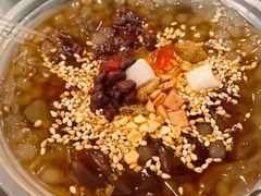 -鸿顺老铁锅美蛙鱼府(解放碑店)