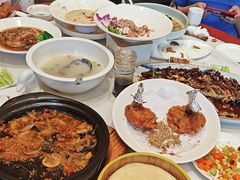 -梅利汴京烤鸭•开封豫菜地标店(铁北街店)