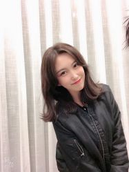-AYO SALON