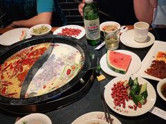 -周周有辣火锅馆(玖耀里店)