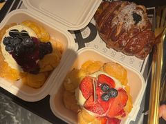 草莓蛋糕咸奶油泡芙-B&C黄油与面包·THE GARDEN BAKERY概念店(世纪汇店)