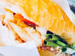 -Bánh Mì Huynh Hoa