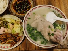 -老方桌烂蹄花川菜馆(九龙坡店)