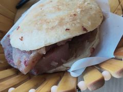 -闫家驴肉老店(华电一校店)