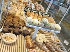 -焙丽拾光(麦凯乐直营店)
