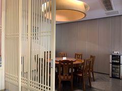 -然一素食餐厅(马利来广场店)