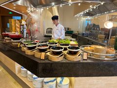 -亚龙湾希尔顿自助餐厅·海鲜·烧烤·沙滩BBQ·现场乐队