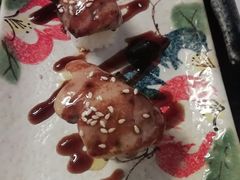 鹅肝寿司-虎焱炭火烧肉