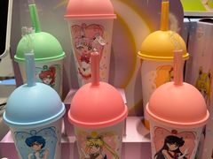 -奈雪的茶(亨特国际广场店)