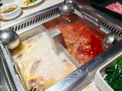 -海底捞火锅鲜切牛肉主题店(长寿路店)