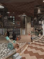 点击看大图 -MINI MARS 脚下的城市乐园·餐饮·派对(静安江宁店)
