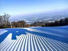 -中旅松花湖滑雪场