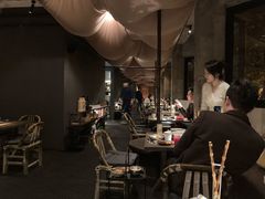 店内布置-毛辣果·酸