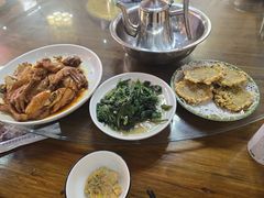 -芦茨金富饭庄·25年老字号·专做稻草鸡