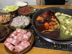 -重庆故事姊妹老火锅(财经学院店)