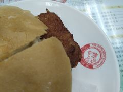 澳门猪扒包-义顺牛奶公司